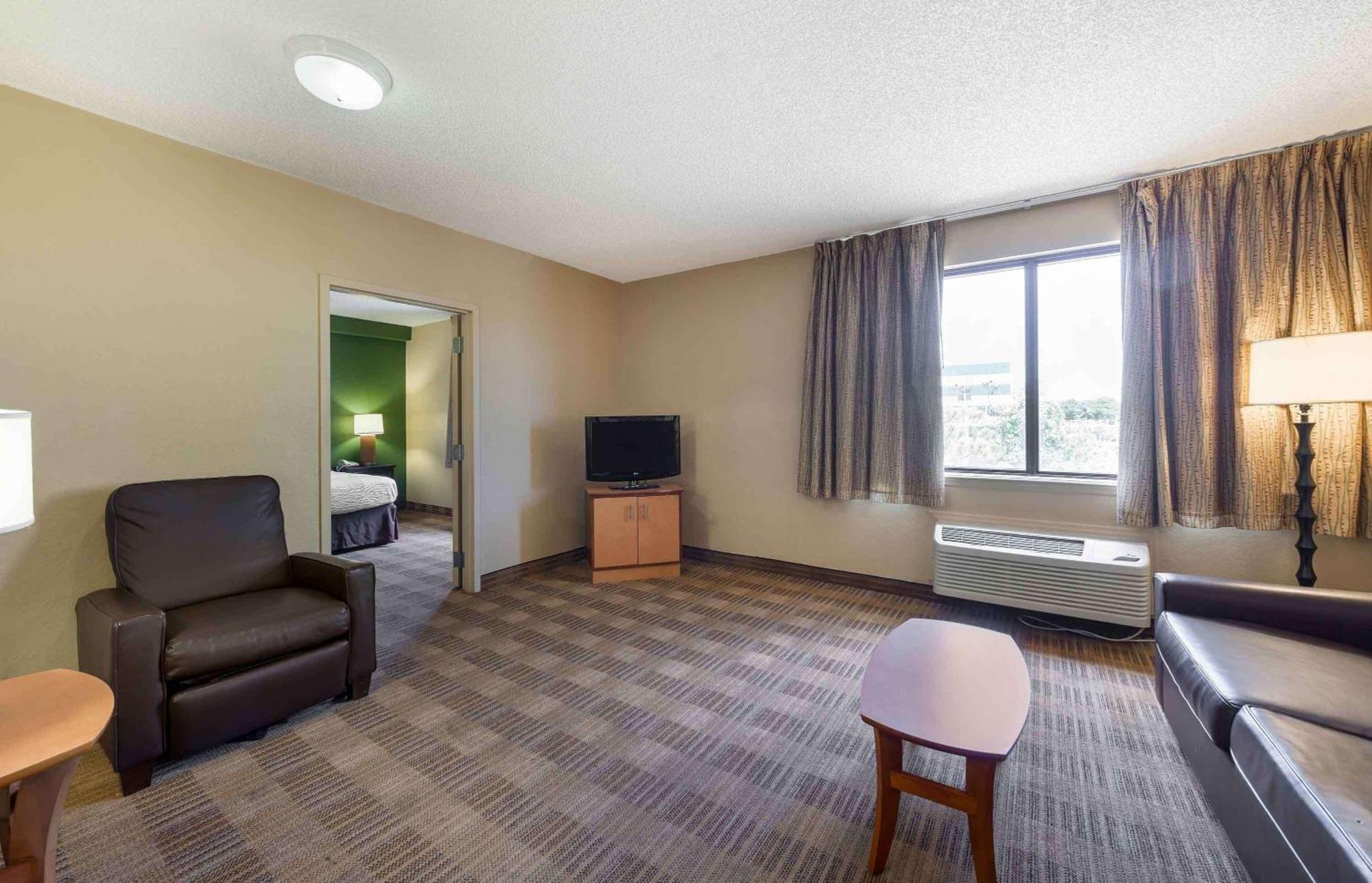 Extended Stay America Suites - Fort Lauderdale - Cypress Creek - Nw 6Th Way Luaran gambar